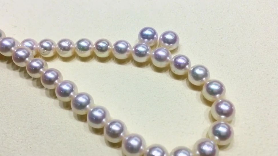 45cm, AAAA 8.5-9 mm Akoya Pearl Classic Necklace & Earrings Set
